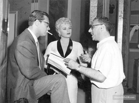 James Hancock on Twitter: "William Holden, Judy Holliday & director George Cukor at work on the hysterical 'Born Yesterday' (1950). https://t.co/pvkecZ6KQW" Judy Holliday, Steve Allen, William Holden, Fritz Lang, Best Director, Katharine Hepburn, Movie Director, Film History, Martin Scorsese