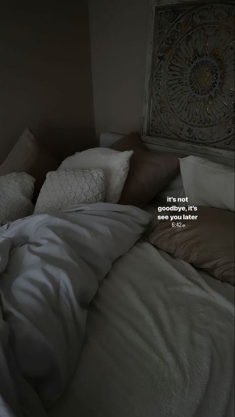 Romanticize Waking Up Early, 6 Am Wake Up Aesthetic, Sleeping All Day Aesthetic, Going To Sleep Early Aesthetic, Waking Up Early Aesthetic 4 Am, Waking Up Early Aesthetic Pics, Motivation For Waking Up Early, Sleeping Instagram Story, Wake Up At 6 Am