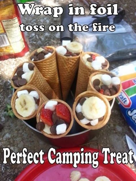 Holi Party, Bonfire Party, Dessert Party, Campfire Food, Campfire Cooking, Easy Camping, Waffle Cones, Camp Cooking, Camping Fun