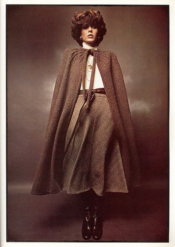 tweed cape_luba Cloak Pattern, Cape Pattern Sewing, Patterns For Fashion, Cape Pattern, Downton Abby, Vogue Sewing Patterns, Free Sewing Patterns, Couture Vintage, Downton Abbey