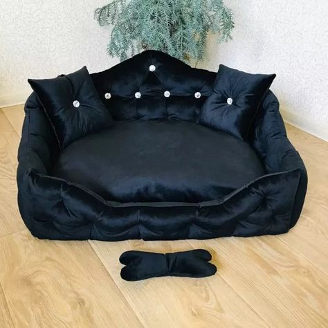 Gothic Cat Beds, Gothic Pet Bed, Gothic Pet Accessories, Gothic Dog Accessories, Gothic Cat Bed, Goth Cat Accessories, Cat Beds Aesthetic, Gothic Homestead, Gothic Apartment Decor