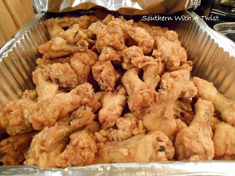 https://lynn-southernwithatwist.blogspot.com/2016/06/chicken-wing-drummets.html Fried Chicken Drummettes Recipes, Chicken Wingettes And Drumettes, Sprite Chicken Wings, Camping Chicken Wings, Chicken Wings Deep Fryer How To Fry, Chicken Drummettes Recipes, Drummettes Recipes, Chicken Drummettes, Chicken Drumettes