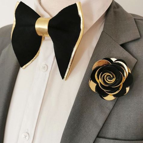 Blue Boutonniere, Black Bowtie, Tuxedo Bow Tie, Groomsmen Tuxedos, Bow Tie For Men, Gold Bow Tie, Groomsmen Gift Set, Groom Bowtie