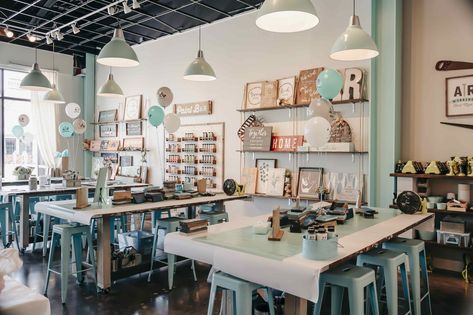 Welcome to Florida, AR Workshop Fort Myers - AR Workshop Franchising Commercial Art Studio, Creative Workshop Space, Paint Your Own Pottery Studio, Bible Recap, Welcome To Florida, Creative Studio Space, Art Studio Space, Art Studio Design, Workshop Studio