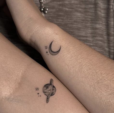 Love U To The Moon And To Saturn Tattoo, Love You From The Moon To Saturn Tattoo, Live You To The Moon And To Saturn, Noon And Saturn Tattoo, Love You To Moon And To Saturn Tattoo, Moon To Saturn Tattoo, Moon And Saturn Matching Tattoo, Taylor Swift Couple Tattoo, I Love You To The Moon And To Saturn Tattoo