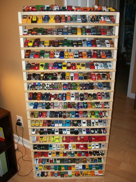 hotwheels cubby Hotwheels Storage Ideas, Hotwheels Display Ideas, Hot Wheels Diy, Toddler Car Bed, Hot Wheels Display Case, Hot Wheels Storage, Hot Wheels Room, Toy Car Storage, Tactical Wall