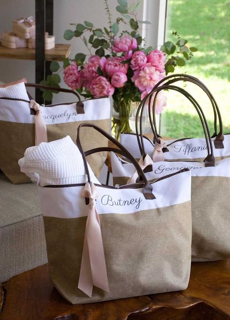 Bridesmaid Totes, Smith Wedding, Bridesmaid Pajama Set, Bridesmaid Tumbler, Bridesmaid Tote Bags, Bridesmaid Gift Bags, Cute Gifts For Friends, Custom Wedding Favours, Personalized Bridesmaid Gifts