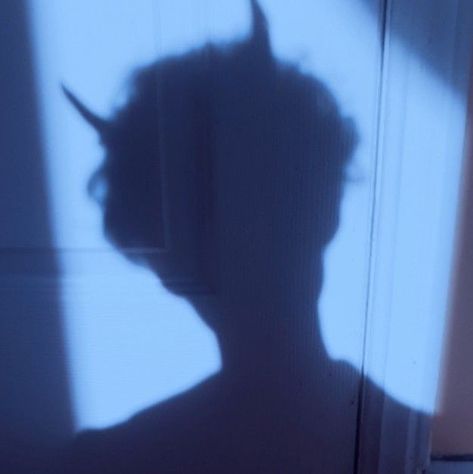 Horns Aesthetic Demon, Blue Horns Aesthetic, Shadow Demon Aesthetic, Demon Boy Aesthetic, Demon Horns Aesthetic, Blue Demon Aesthetic, Blue Aesthetic Boy, Angel Boy Aesthetic, Blue Boy Aesthetic