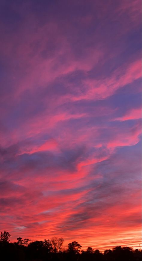 Pink Sunset Wallpaper Aesthetic, Sunset Skies Aesthetic, Pink Sky Pictures, Sunrise Pictures Aesthetic, Color Asethic, Evening Sky Instagram Story, Sun Set Pictures, Wallpaper Iphone Sunset, Backgrounds Sunset