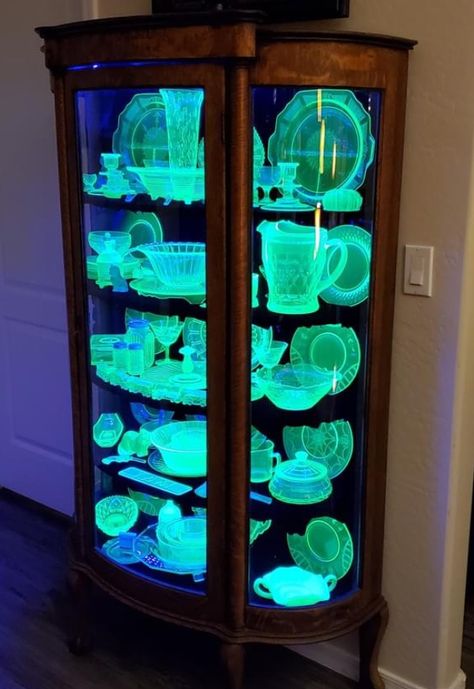 How To Display Glassware, Carnival Glass Display Ideas, Vaseline Glass Display, Vaseline Collection, Glass Display Cabinet Ideas, How To Display Glass Insulators, Green Glass Collection Display, Uranium Glass Display Ideas, Vintage Glass Display