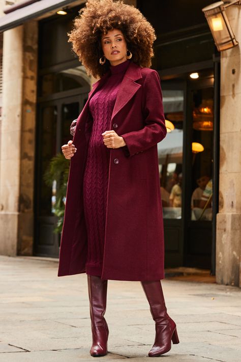 Dark Autumn Casual Outfits, Dark Red Fashion, Burgundy Outfits, Burgundy Coat, Wine Colour, Casual Turtleneck, Autumn Wardrobe, Tailored Coat, Keep Out