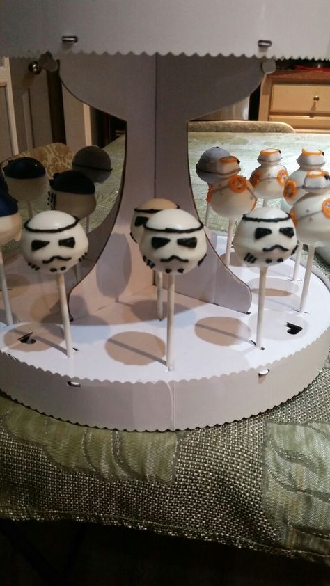 Star Wars Cakesicles, Storm Trooper Cake Pops, Storm Trooper Cupcake Cake, Stormtrooper Marshmallow, Star Wars Cake Pops, Storm Trooper Cake, Star Wars Ice Cream Cake, Star Wars Cake, Storm Trooper