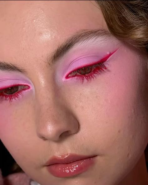 Hot Pink Waterline Eyeliner, Pink Grunge Makeup Looks, Kirby Makeup Look, Roller Derby Bout Makeup, Fun Pink Makeup, Pink Mascara Looks, Pink Star Makeup, Pink Pony Club Makeup, Bold Pink Makeup