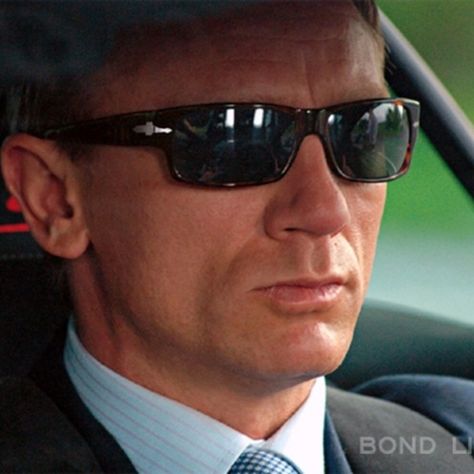 James Bond Persol - Casino Royal  Very Rare Persol Sunglasses Men, Vintage Style Men, Daniel Graig, Daniel Craig James Bond, James Bond 007, Persol Sunglasses, Daniel Craig, Mens Eyewear, Mens Glasses