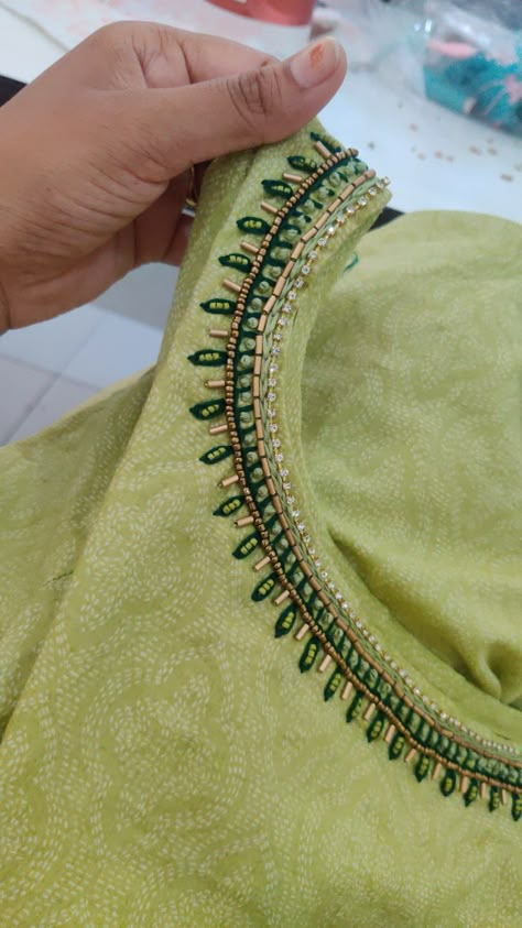 Thread Work Designs For Kurtis, Neck Hand Work Designs For Kurtis, Simple Handwork On Kurti, Simple Hand Embroidery Designs For Kurti, Embroidery For Neck, Sequins Embroidery Pattern, Brahmi Script, Embroidery Stitches Beginner, Simple Hand Embroidery Patterns