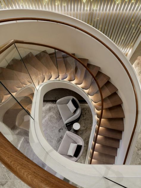 Organic staircase Organic Staircase, Fantasy Staircase, Stair Inspiration, Hotel Staircase, Staircase Detail, Jouin Manku, Contemporary Townhouse, Spiral Stair, Parisian Interior