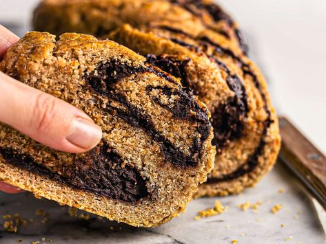 7 Healthy Bakes with Dates Instead of Sugar | Foodaciously Date Paste Recipes Baking, Baking With Dates, Recipes Using Dates, Date Sugar Recipes, Date Paste Recipes, Healthy Bakes, Date Bread, Chocolate Babka, Healthy Brownies