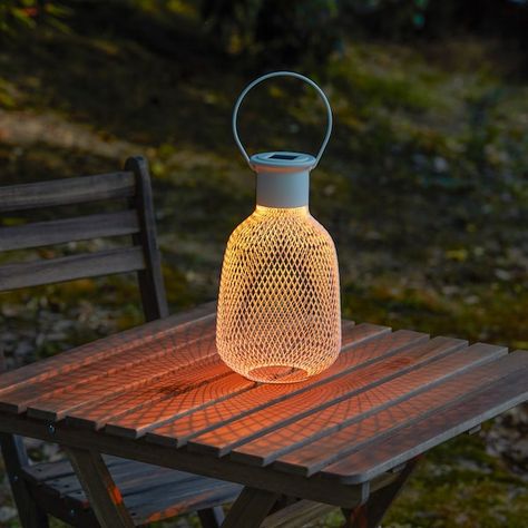 Solar Powered Lamp, Solar Powered Lanterns, Lantern Outdoor, Walkway Lights, Solar Powered Lights, Solar Lanterns, Space Ideas, Solar Lamp, Portable Lamps