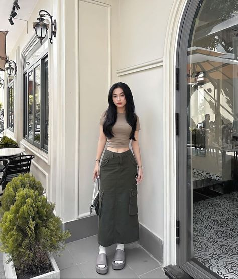 Girly Style Outfits, Nykaa Fashion, Korean Fits, Long Skirt Outfits, Girly Style, Everyday Fashion Outfits, Casual Day Outfits, Summer Trip, Matching Couple