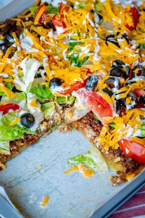 Sheet Pan Taco Bake, Mexican Food Recipes Appetizers, Taco Dishes, Baked Tacos Recipe, Mexican Favorites, Cooking Panda, Sheet Pan Dinners Recipes, Taco Bake, Food Inspired