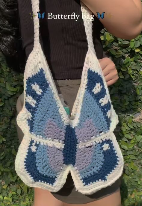 Crochet Butterfly Bag Free Pattern, Crochet Butterfly Bag, Butterfly Crochet Top, Crocheted Butterfly Top, Butterfly Bag Crochet, Butterfly Crochet Top Tutorial, Butterfly Bags, Crochet Butterfly, Crochet Tote Bag