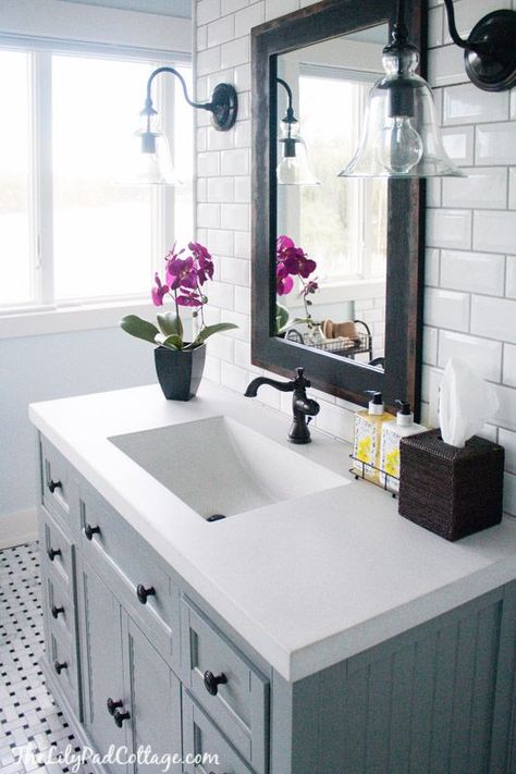 Master Bathroom Reveal - love all the marble in this gorgeous bath! Makeover Kamar Mandi, Sink Mirror, Bad Inspiration, Upstairs Bathrooms, Grey Bathrooms, Cool Ideas, House Bathroom, Bathroom Remodel Master, Bath Remodel