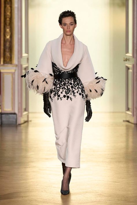 George Chakra, Fall 2023 Couture, Fall Winter 2023 2024, 2023 Couture, Georges Chakra, Races Fashion, Couture Week, Elegant Dresses Long, Fall 2023