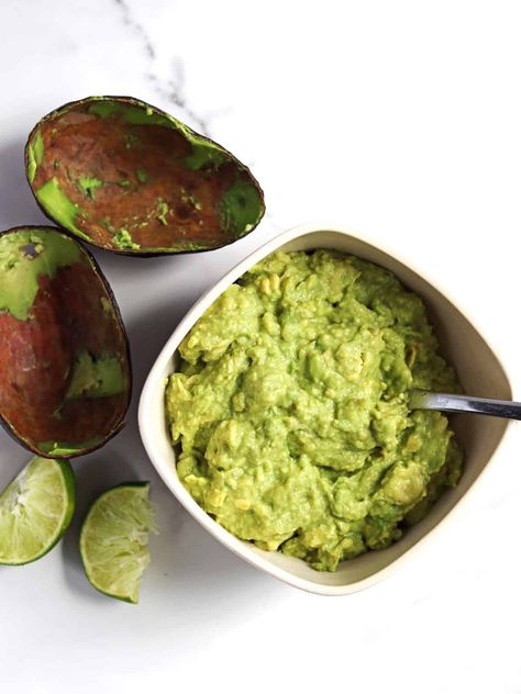 Easiest Guacamole Recipe (4 Ingredients) - One Happy Dish Ripen Avocado, Guac Recipe Simple, Healthy Sauce Recipes, Easy Guacamole Recipe, Guac Recipe, How To Ripen Avocados, Best Guacamole, Guacamole Recipe Easy, Easy Salad Dressing