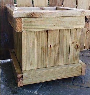 2x4 Planter Box Diy, Diy Wood Planter Boxes, 2x4 Planter, Block Furniture, Cinder Block Furniture, Diy Wooden Planters, Diy Wood Planters, 2x4 Wood, Planter Box Plans