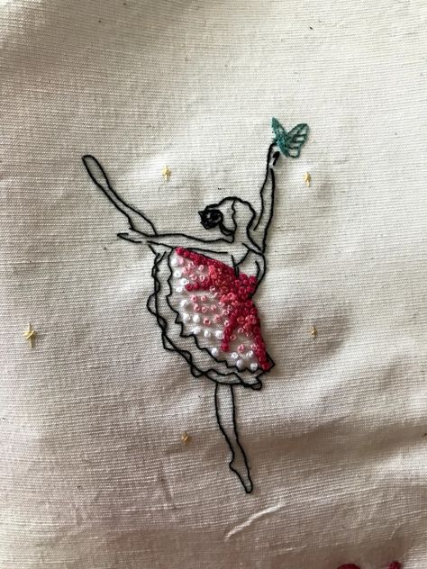 Ballet Shoes Embroidery, Embroidery Ballerina, Ballet Embroidery, Nutcracker Embroidery, Embroidered Ballerina, Ballerina Embroidery, Outline Designs, Embroidery Bags, Ap Art