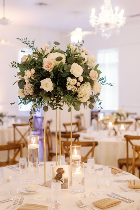 The Perfect Balance: Why Tall and Short Centerpieces Enhance Your Reception — Bluegrass Chic Raised Floral Centerpieces, Raised Centerpieces, Tall Centerpiece Wedding, Table Centrepiece Ideas, Tall Vase Wedding Centerpieces, Wedding Centerpiece Diy, Tall Flower Centerpieces, Venue 1902, Floral Centerpieces Wedding