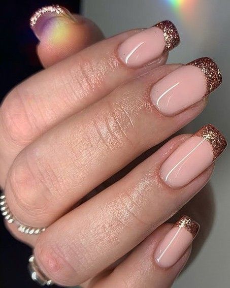 Glitter Tipped Gel Nails, French Tip Rose Gold Nails, French Nails Rose Gold, Rose Gold Nail Tips, French Tip Nails Gilter, Acrylic Glitter French Tip, Rose Gold Nails French Tip, Bronze Tip Nails, French Manicure Glitter Tips