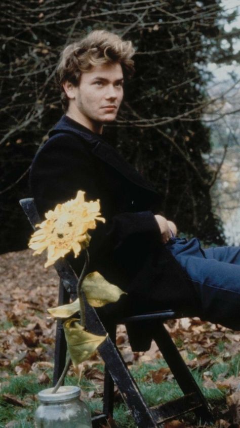 Private Idaho, My Own Private Idaho, River Phoenix, Fall River, Joaquin Phoenix, Random Photos, Most Handsome Men, Keanu Reeves, Idaho