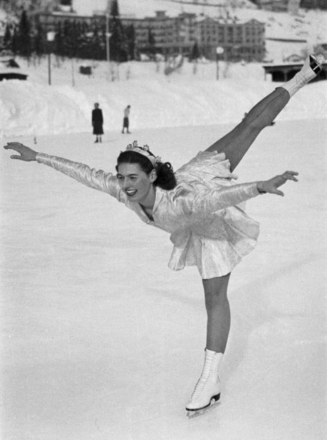 Alena Vrzanova - Alchetron, The Free Social Encyclopedia Skate Pose, Ice Skating Poses, Vintage Figure Skating, Ice Skating Images, Ice Skating Photography, Skating Photography, Chalet Girl, Olympic Runners, Ice Skating Costumes