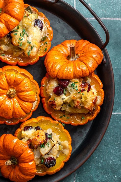 Thanksgiving Food Ideas Vegetarian, Food In A Pumpkin, Stuffed Bell Pepper Pumpkins, Harvest Food Ideas, Stuffed Mini Pumpkin Recipes, Stuffed Pumpkin Recipes Vegetarian, Pumpkin Squash Recipes, Halloween Snacks Savory, Vegan Stuffed Pumpkin