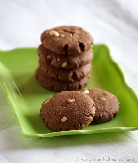 Sorghum Chocolate Peanut Cookies ~ Eggless Jowar Cookies Recipe | Indian Cuisine Jowar Cookies, Cookies Recipes Indian, Cookies Eggless, Eggless Cookie Recipes, Peanut Cookies, Sorghum Flour, Eggless Baking, Christmas Cake Recipes, Chocolate Cookie Recipes