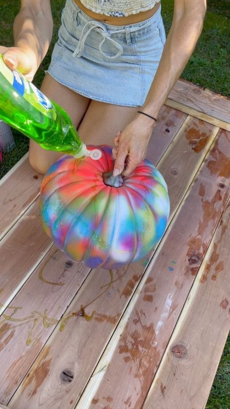 Tie Dye Pumpkin, Junie B Jones, No Carve Pumpkin Decorating, 80s Hair Bands, Beautiful Pumpkins, How To Tie Dye, Hobbies To Try, 80s Hair, Video Inspiration