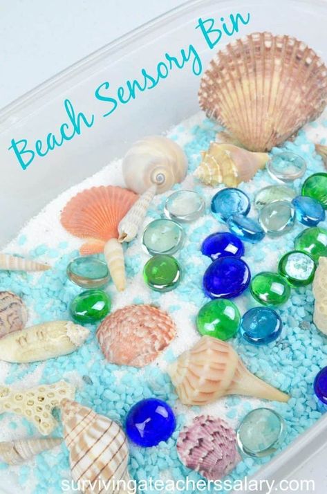 Ideas on How to Make a Beach Sensory Bin for Preschool Play Beach Sensory Bin, Beach Theme Preschool, Beach Crafts For Kids, Toddler Sensory Bins, Ocean Theme Preschool, Beach Themed Crafts, Preschool Play, Summer Preschool, Toddler Sensory