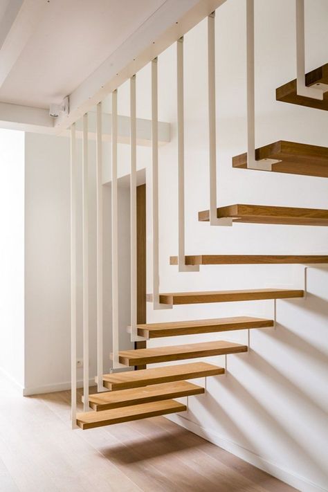 Stairs Steel, Stair Design Architecture, Entryway Stairs, Rustic Stairs, Open Stairs, Beautiful Stairs, Escalier Design, Concrete Stairs, Stairs Architecture