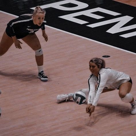 Volleyball Aesthetic Pictures, Aesthetic Volleyball, Libero Volleyball, Volleyball Aesthetic, Volleyball Photography, Volleyball Wallpaper, Volleyball Photos, Volleyball Skills, Volleyball Practice