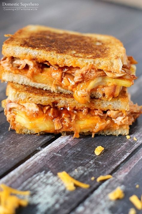 bbq chkn|pineapple grilled cheese Pineapple Grilled Cheese, Toast Hawaii, Chicken Pineapple, Cheese Sandwich Recipes, Grilled Cheese Sandwiches, Grilled Cheese Recipes, Pineapple Chicken, Grilled Sandwich, Asiago