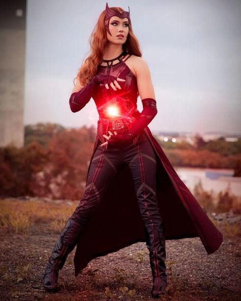 What do you think I should post? THIS ISN'T ME!! Scarlett Witch Costume, Cool Cosplay, Scarlet Witch Costume, Olsen Scarlet Witch, Scarlet Witch Cosplay, Wonder Man, Witch Cosplay, Scarlet Witch Marvel, Scarlett Witch