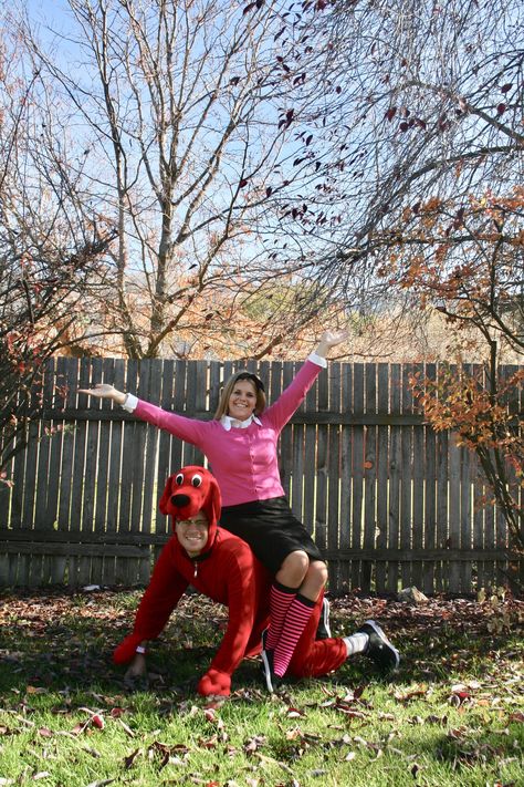 Clifford Halloween Costume, Clifford And Emily Elizabeth Costume, Emily Elizabeth Costume, Clifford Costume, Storybook Costumes, Emily Elizabeth, Teacher Halloween Costumes, Code Lyoko, Couples Halloween Costume