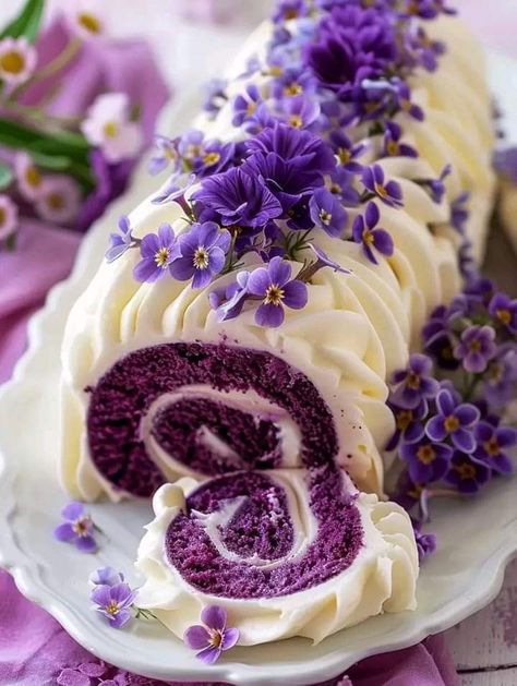 Purple Velvet Cake, Purple Velvet Cakes, Purple Cake, Roll Cake, Cake Roll, Cake Decorating Tutorials, Cute Desserts, Velvet Cake, Purple Velvet