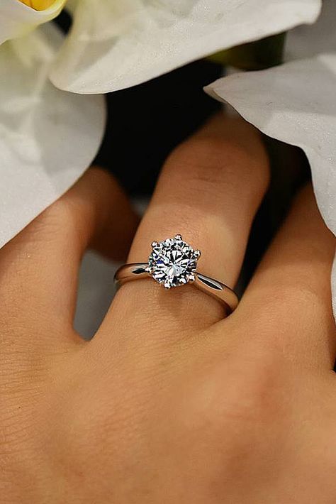 ring trends solitaire simple round cut diamond gold Timeless Engagement Ring And Wedding Band, Engagement Rings Solitaire Round, Tiffany Solitaire Ring, Solitaire Engagement Ring Silver, One Diamond Ring, Simple Solitaire Engagement Ring, Engagement Ring Trends, Single Diamond Ring, Solitaire Engagement Rings