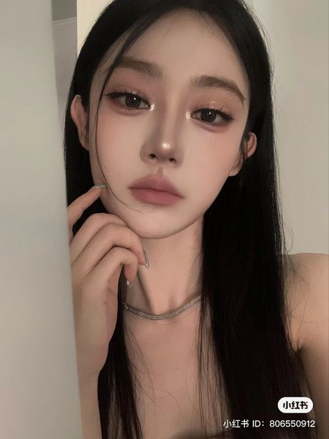 Dark Douyin Makeup Look, Dark Aegyo Makeup, Uzzlang Makeup Dark, Dark Feminine Douyin Makeup, Douyin Black Makeup, Everyday Douyin Makeup, Dark Ulzzang Makeup, Ayegosal Makeup, Dou Yin Makeup