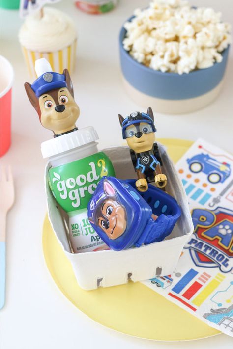 Modern Paw Patrol Party, Paw Patrol Boy Birthday, Good 2 Grow Juice, Puppy Party Food, Paw Patrol Party Ideas, Hampers Idea, Paw Patrol Party Favors, Paw Patrol Balloons, Paw Patrol Party Decorations