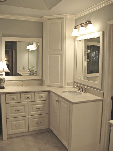 Bathroom corner storage, Bathroom design, Bathroom corner storage cabinet Bathroom Corner Cabinet, Bathroom Corner Storage, Cottage Style Bathrooms, Storage Corner, Corner Bathroom, Diy Vanity, Large Bathrooms, Bad Design, Bathroom Storage Cabinet