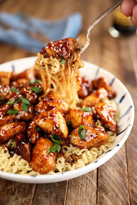 General Tso Chicken With Noodles, Leftover Asian Chicken Recipes, Hoisin Chicken Noodles, Crispy Chicken Ramen, General Tso’s Chicken, Crispy Chicken Noodles, Ramen And Chicken Recipes, Chicken With Ramen Noodles, Asian Chicken And Noodles