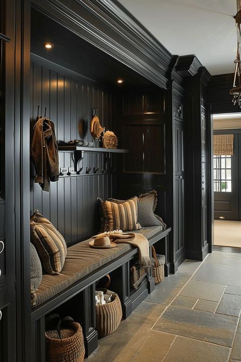 36+ Mudroom Ideas That Are Stylish and Functional Wood Working Ideas For Home, Stor Hall Inspiration, Mudroom Entryway Ideas, Front Entrance Ideas, Dark Hallway Ideas, Horse Estate, Mudroom Designs, Mudroom Entry, Boot Room Utility